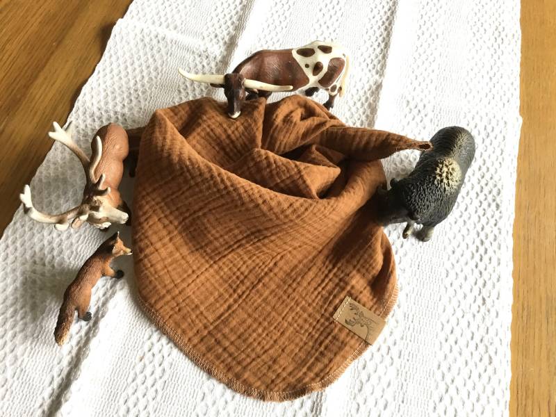 Musselin Baby Und Kinder Halstuch in Zimtbraun von MamiLiebebyJWARRATZ