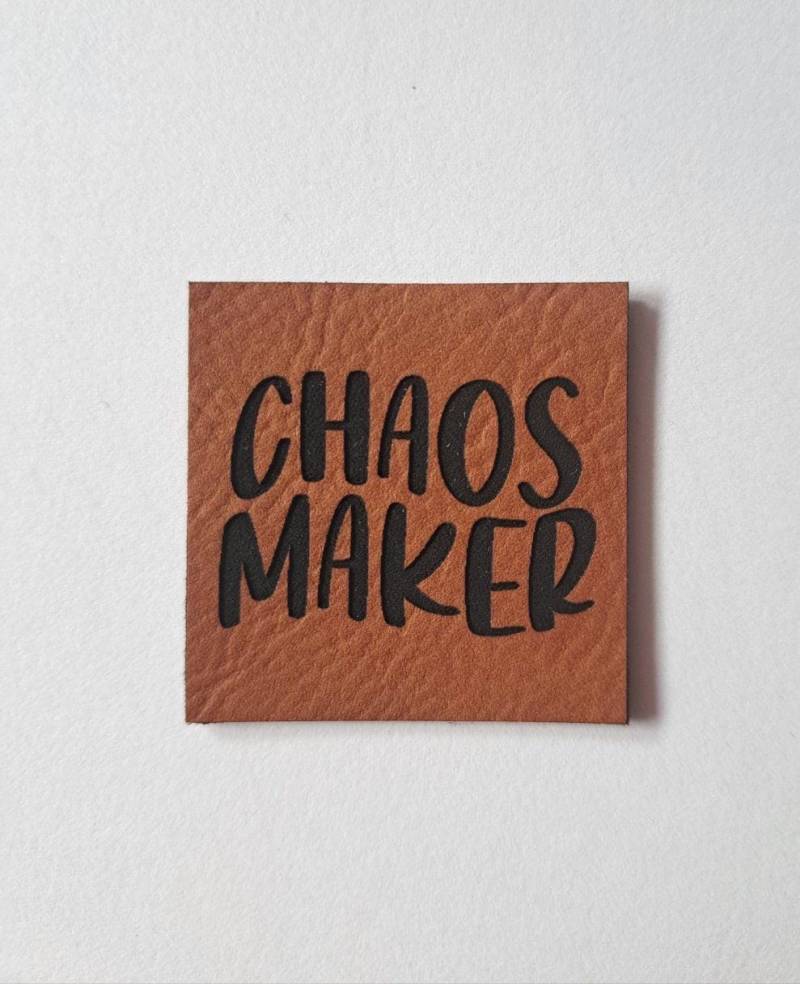 Lederlabel "Chaos Maker" 4 X cm Lederlabel "Chaos Maker" 4 X cm von MamisNaehfieber