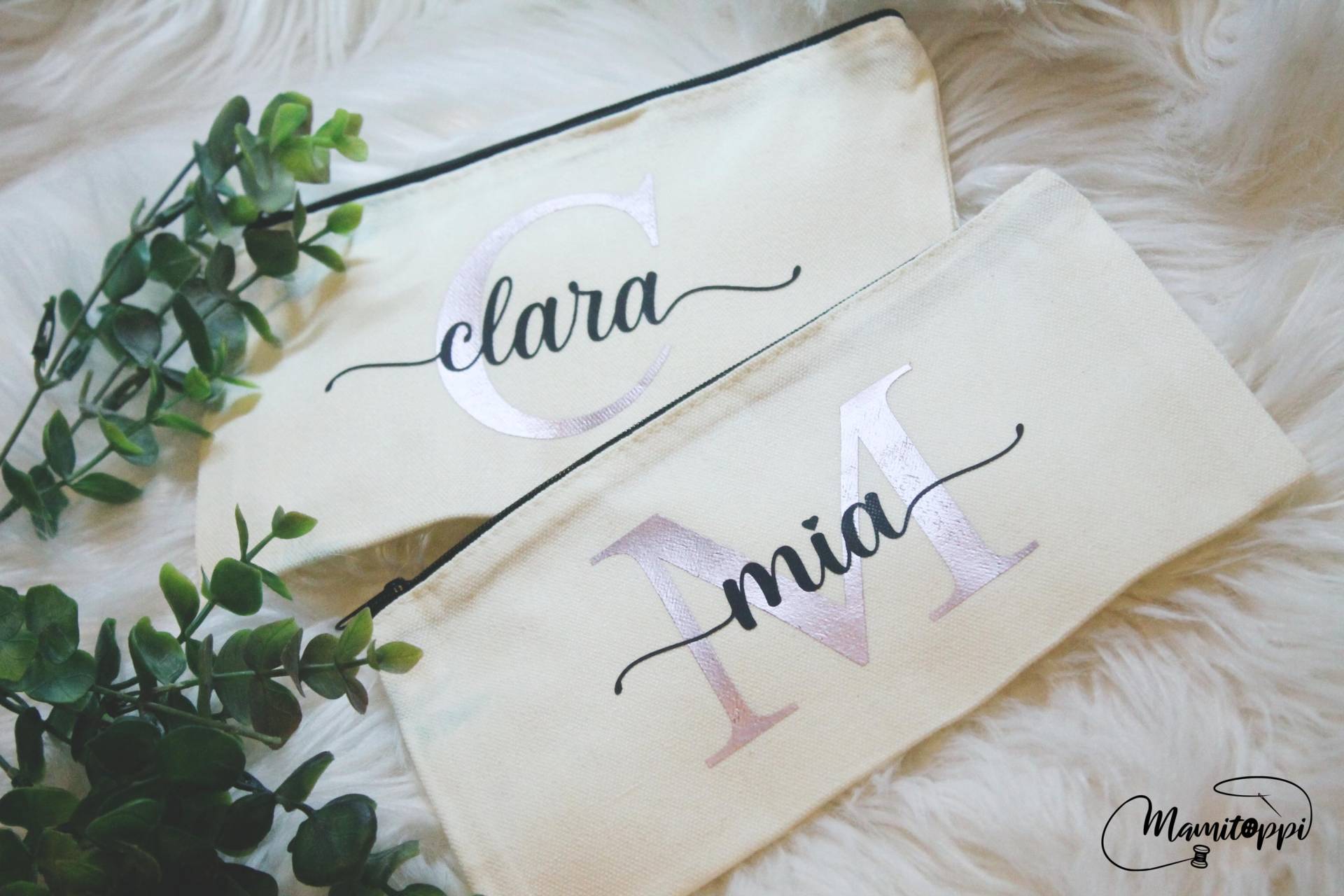 Kosmetiktäschchen/Schminktasche Stiftemappe Personalisiert Beplottet Mit Namen von Mamitoppi