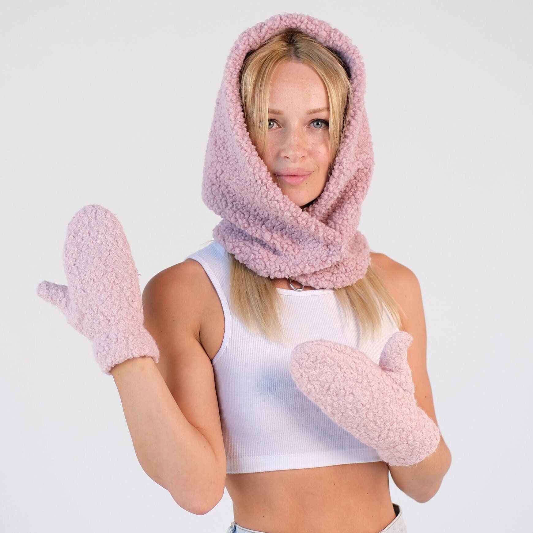 Kapuzenschal Handschuhe Set, Kapuzenschal, Damen Handschuhe, Fleece Schal Hoodie, Kapuzenmütze Für Frauen, Scoodie, Winter Warmes Geschenk Kapuzenschal Handschuhe Set, Kapuzenschal, Damen Handschuhe, Fleece Schal Hoodie, Kapuzenmütze Für Frauen, Scoodie, Winter Warmes Geschenk von MammyHug