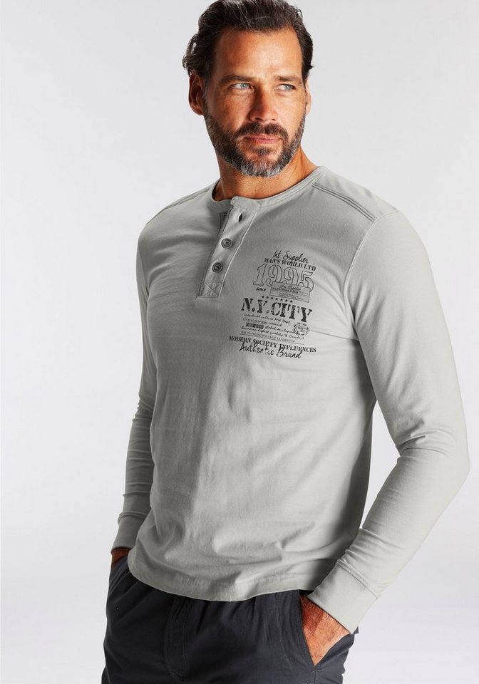 Man's World Henleyshirt mit Brustprint und Knopfleiste von Man's World