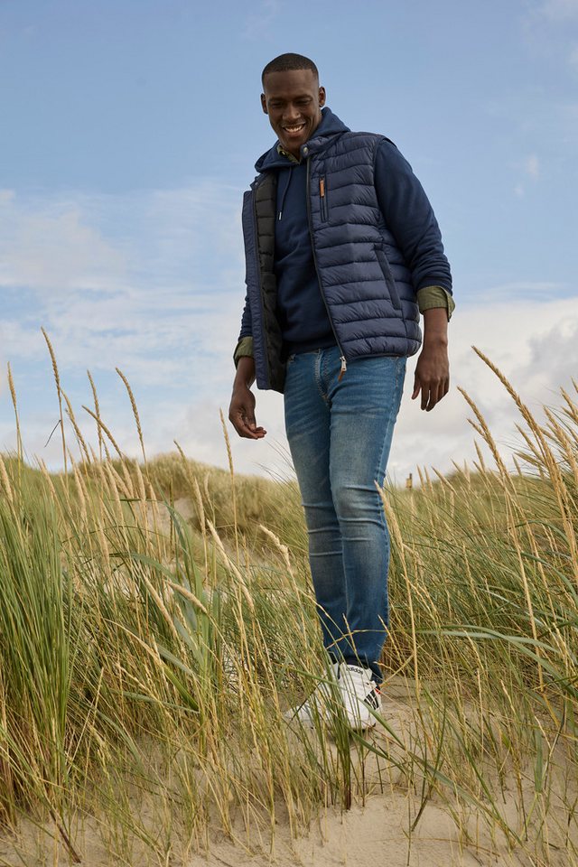 Man's World Steppweste mit Sehkragen, ideal für den Übergang Man's World Steppweste mit Sehkragen, ideal für den Übergang von Man's World