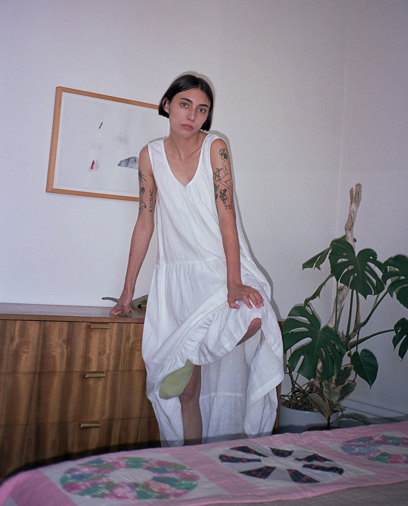 Versandfertig/Leinen Ärmelloses Kleid/Leinenkleid Mit Rüschensaum von ManInTheStudio