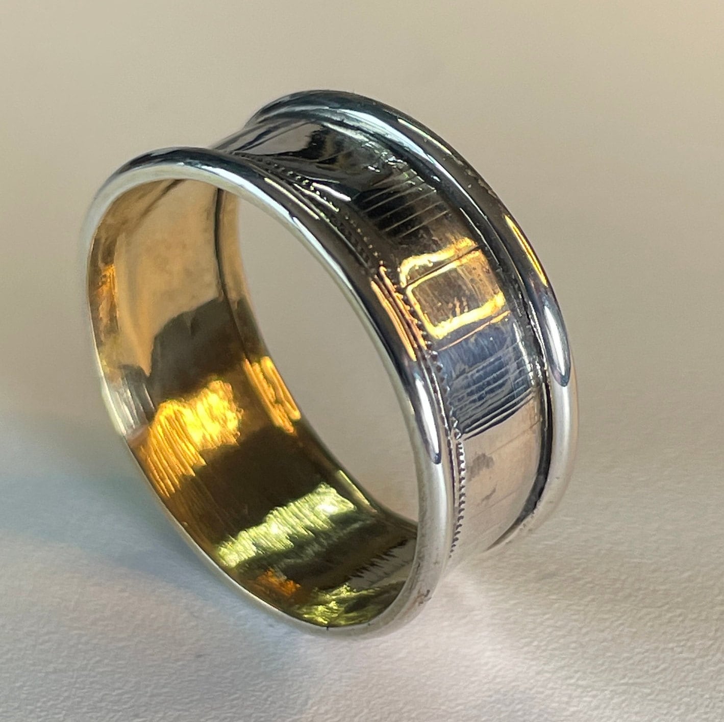 Ohrstecker Oder Finger Ring - Sterling Silber Mit 24 Karat Gold-Bearbeitung Ohrstecker Oder Finger Ring - Sterling Silber Mit 24 Karat Gold-Bearbeitung von ManWithTheHat