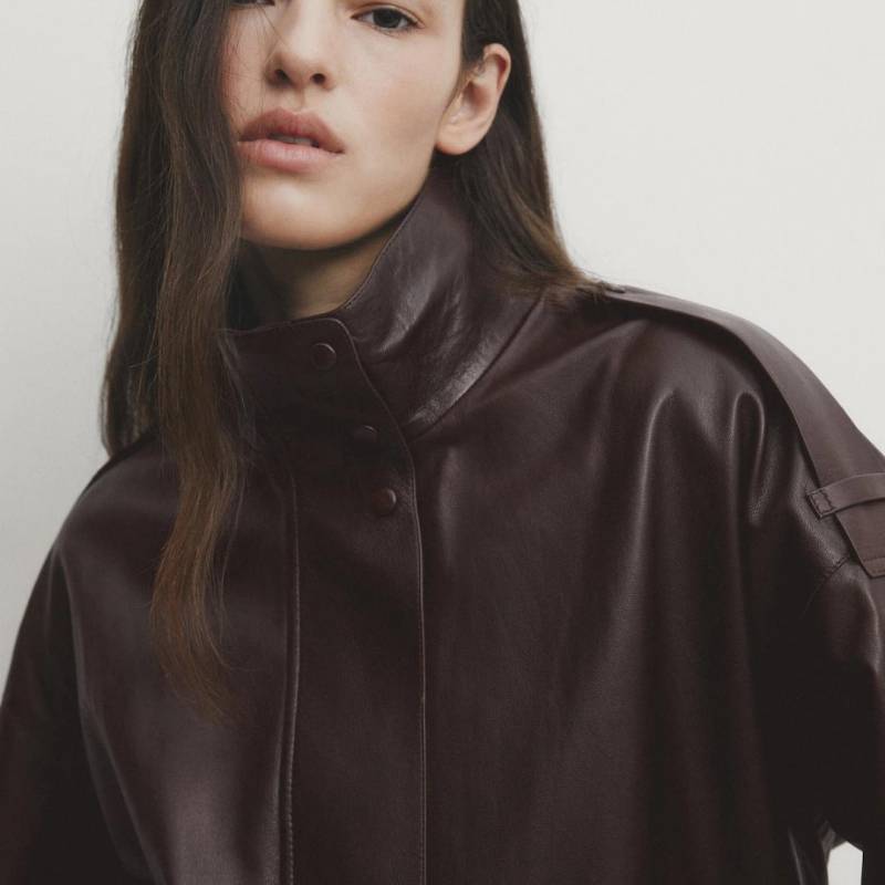 Women Leather Jacket With Adjustable Hem von ManaalStudio