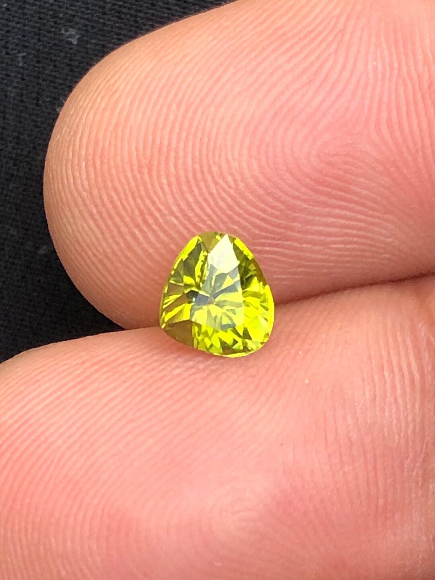 0.90 Cts Wunderschöner Grünlicher Turmalin in Herzform Edelstein @ Afghanistan 0.90 Cts Wunderschöner Grünlicher Turmalin in Herzform Edelstein @ Afghanistan von ManalGems