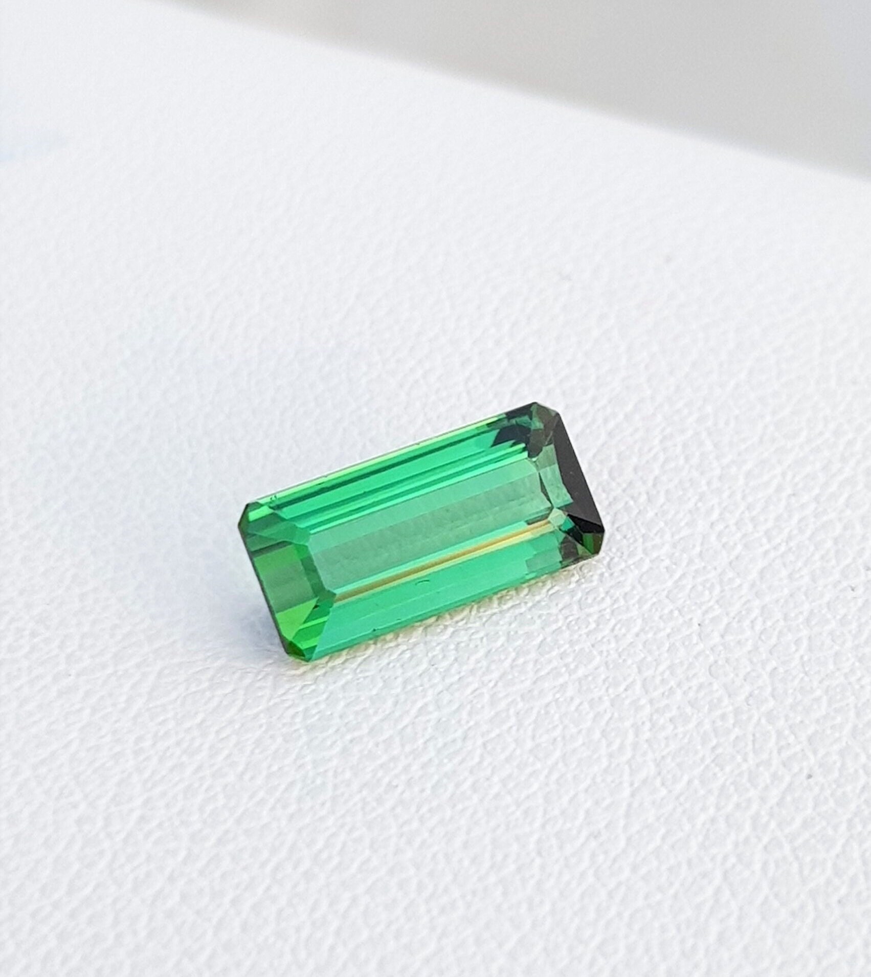 2, 00 Cts Natürliche Grünliche Augen Reinigen Transparenten Turmalin Edelstein @ Afghanistan 2, 00 Cts Natürliche Grünliche Augen Reinigen Transparenten Turmalin Edelstein @ Afghanistan von ManalGems