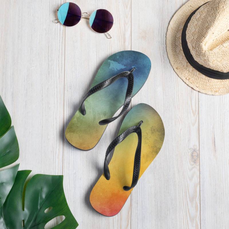 Hippy Boho Watercolor Psychedelic Fun Summery Flip-Flops Für Männer Und Frauen von ManbirdDesign