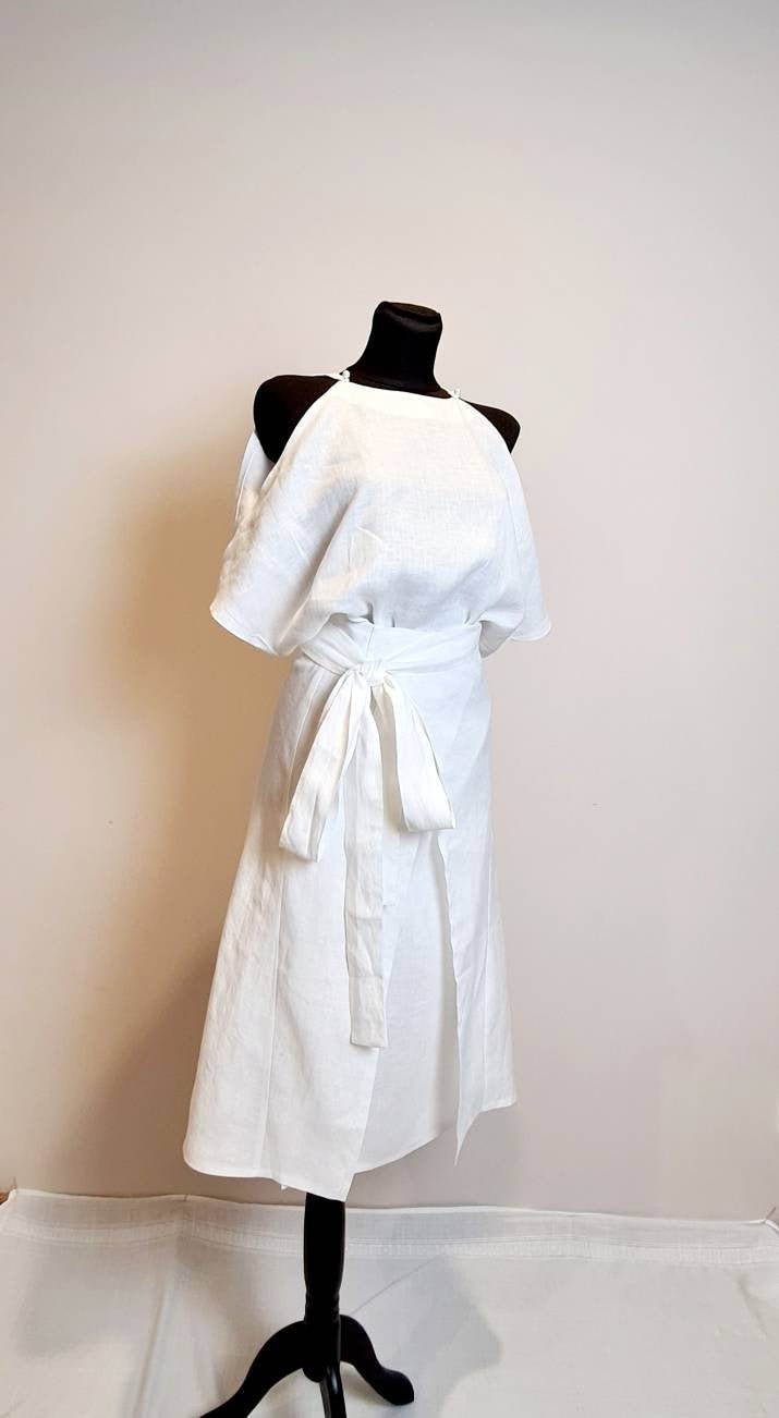 Leinenkleid/ Weißes A-Linie Kleid/ Symmerkleid/ Schulterfreies Kleid Mit Aprone/ Elegantes Strandkleid/ Weißes Hochzeitskleid/ Boho von MandDFashion