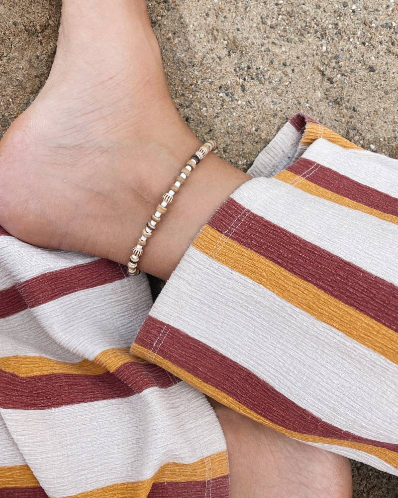 Surfer Boho Fußkettchen Natur von MandalaEarth