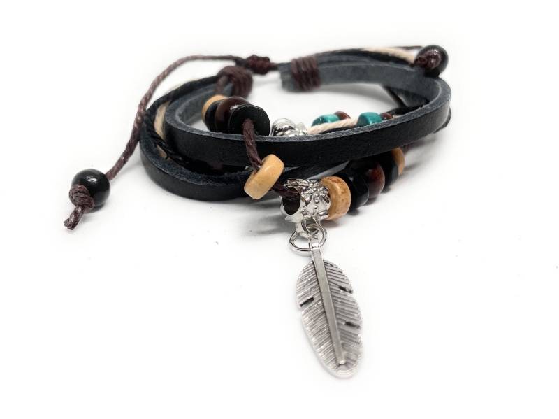 Feder Bettelarmband Feder Bettelarmband von MandalevyDesigns