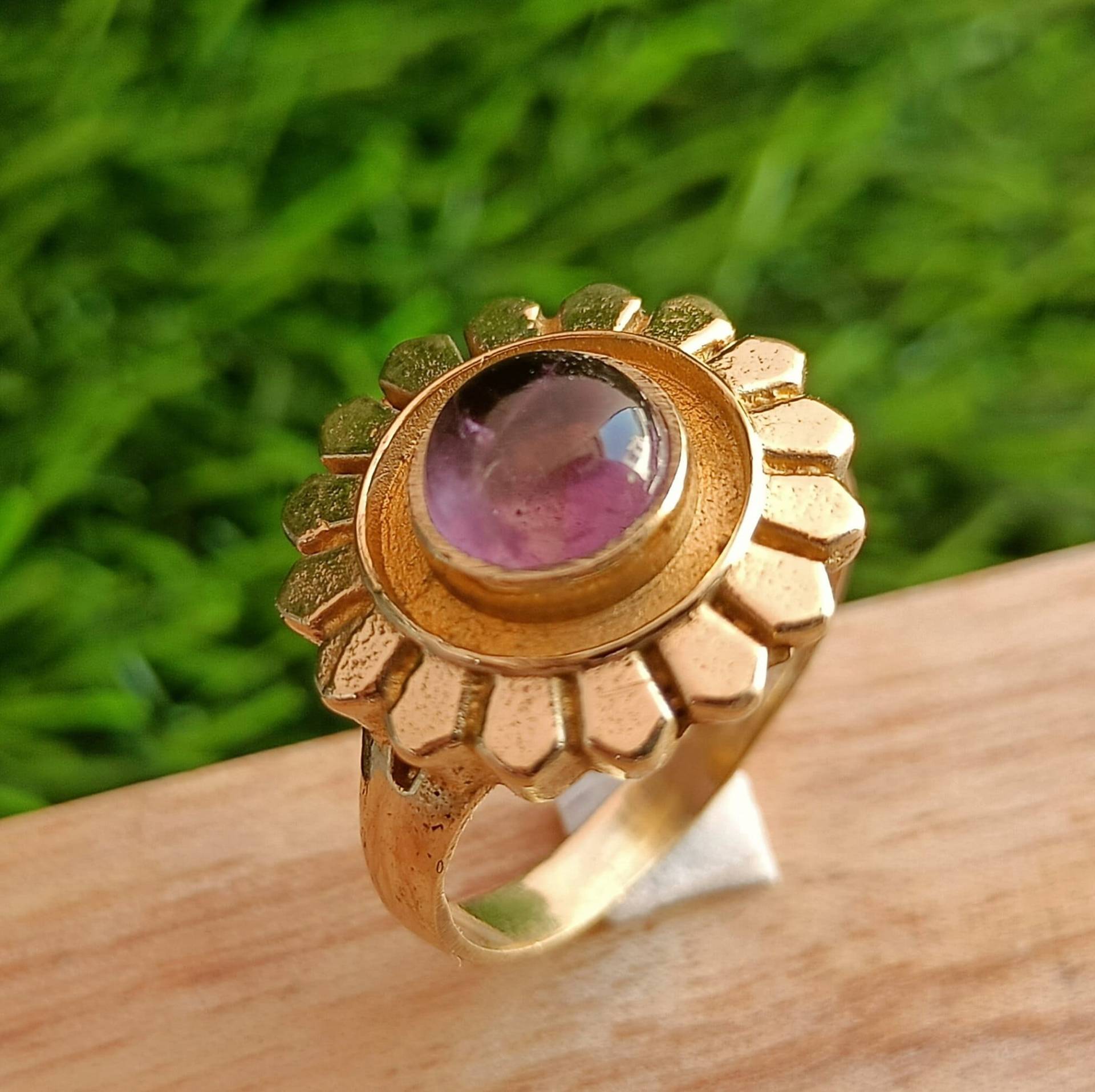 18K Vergoldeter Amethyst Ring, Blumen Frauen Statement Geschenk von Mandaljewelryshop