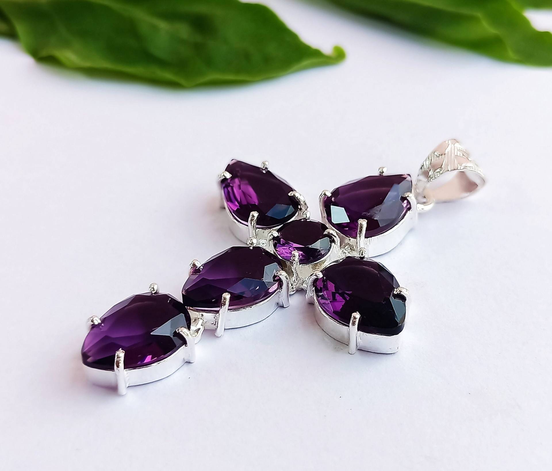 Amethyst Kreuz Anhänger Handgemachter Silber Oxidierter Geschenk Schmuck Für Frauen von Mandaljewelryshop