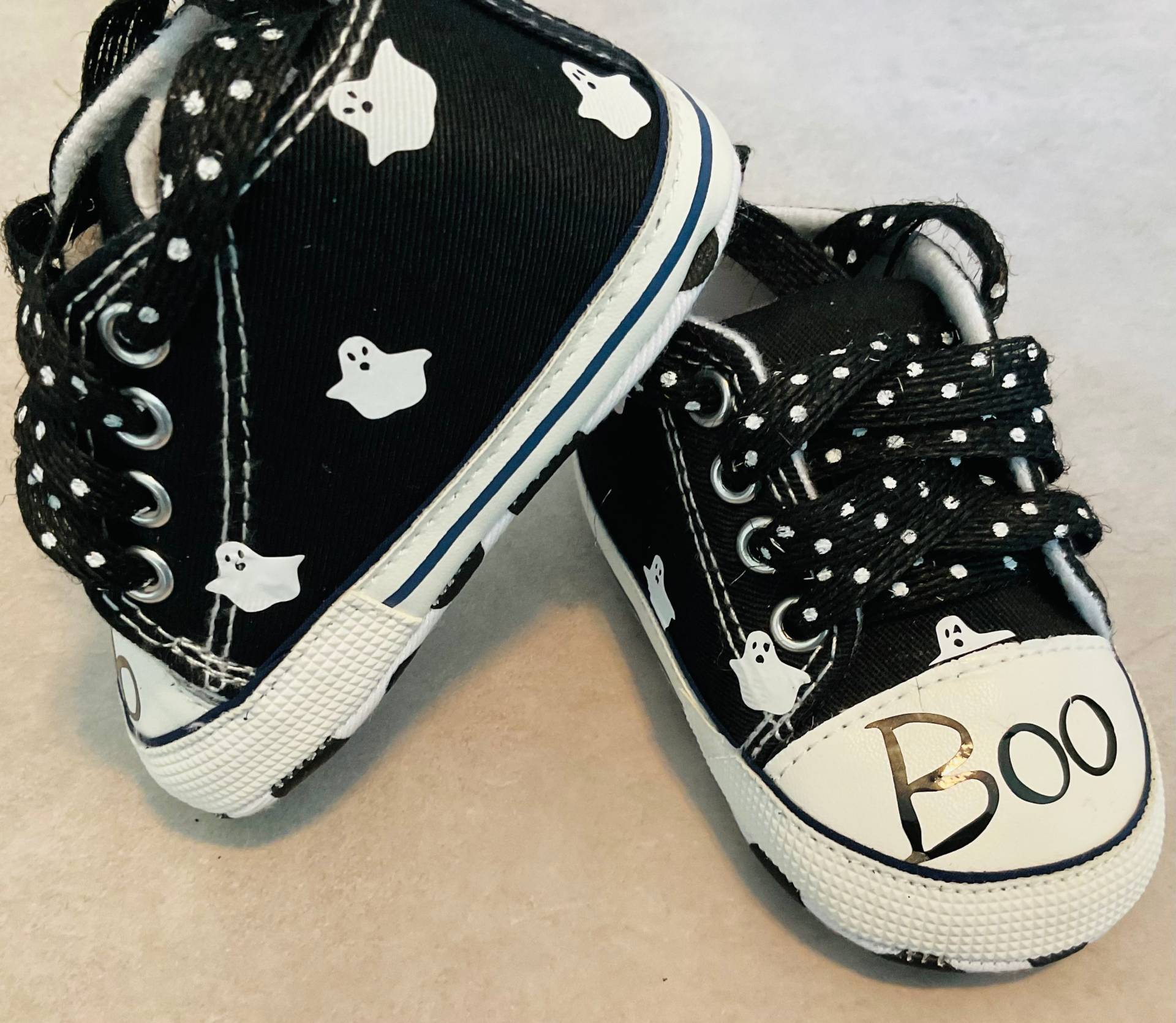 Halloween Babyschuhe, Baby High Top Schuhe, Walker, Tops, Shower Geschenk, Babyschuhe, Unisex Babyschuhe von MandandMe