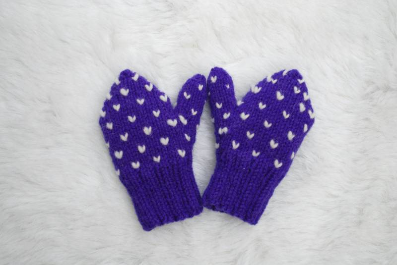 Kinder Lila Thrummed Fäustlinge in Den Größen Klein Medium Und Groß von MandasMittens