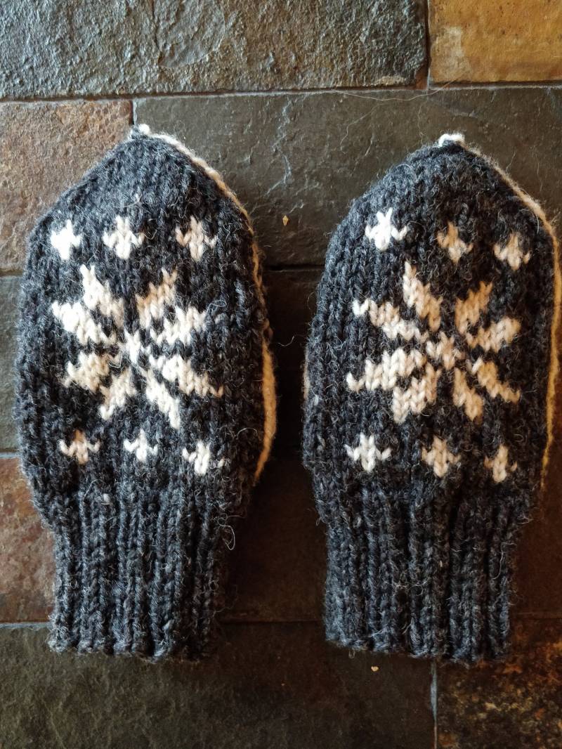 Kinder Schneeflocke Handschuhe Doppelt Gestrickt Traditionell Handgestrickt 100% Wolle von MandasMittens