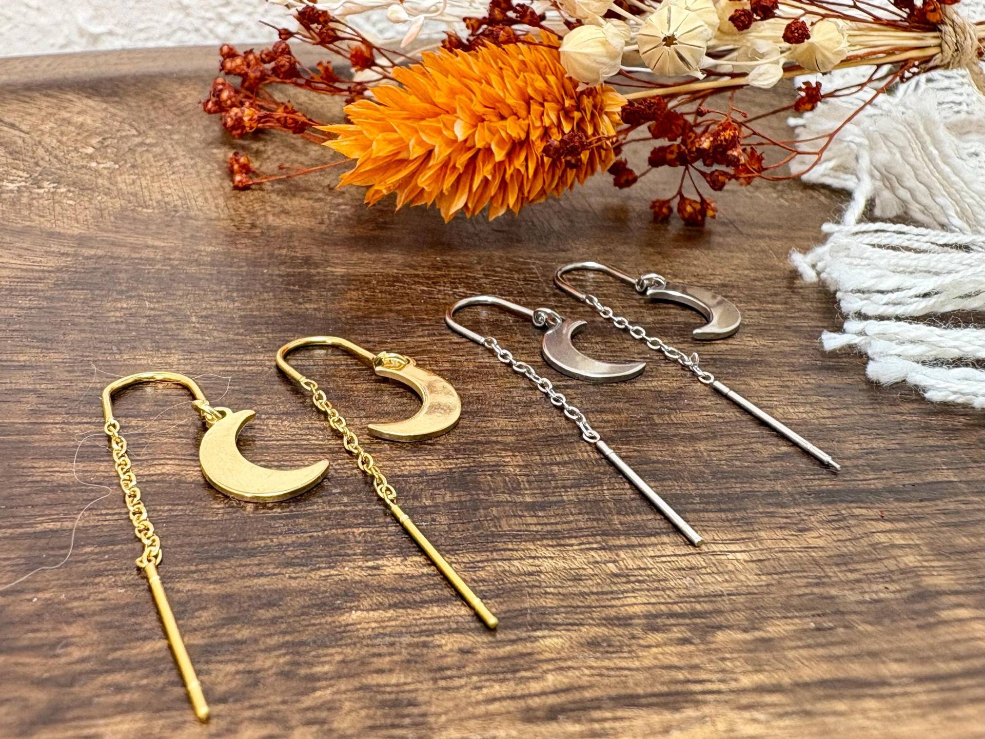 Fädelohrringe Mond, Halbmond, Zierliche Ohrringe, Bohemian Boho Schmuck, Durchziehohrringe, Einfädler, Edelstahl 18K Vergoldet von MandragoraManvfctry