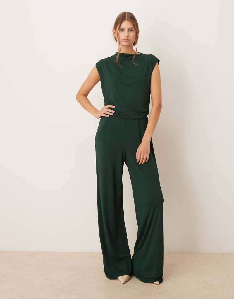 Mango - Ärmelloser, hochgeschlossener Jumpsuit in Grün von Mango