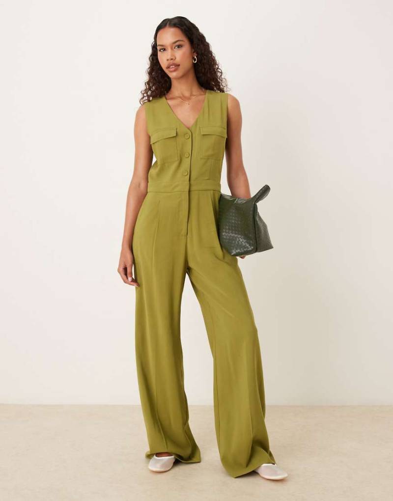 Mango - Ärmelloser Jumpsuit in Grün mit Knopfleiste von Mango