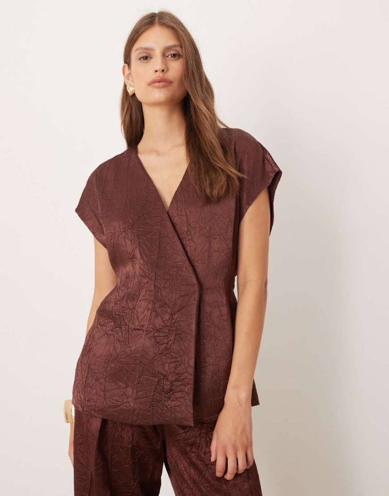 Mango - Ärmelloses Oberteil in Braun mit Bindeband in der Taille, Kombiteil-Brown von Mango