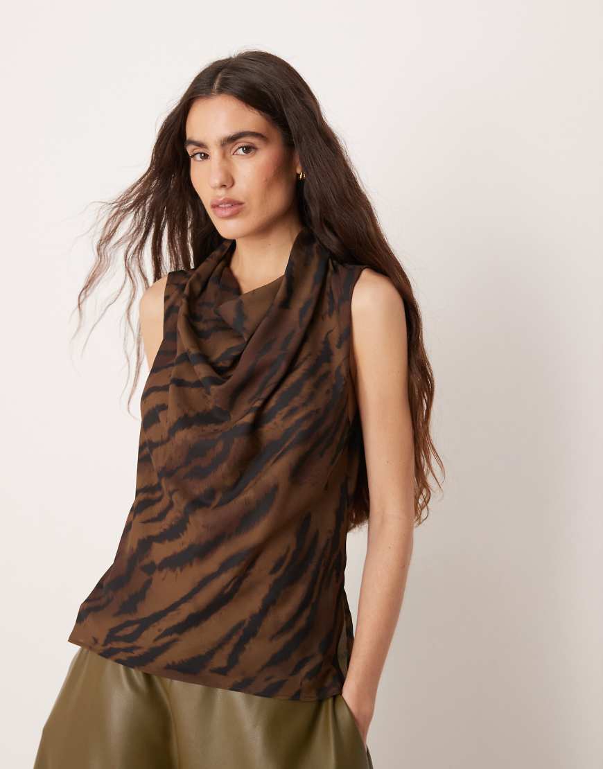 Mango - Ärmelloses Oberteil in Braun mit Zebramuster und Schulterpolstern-Brown von Mango