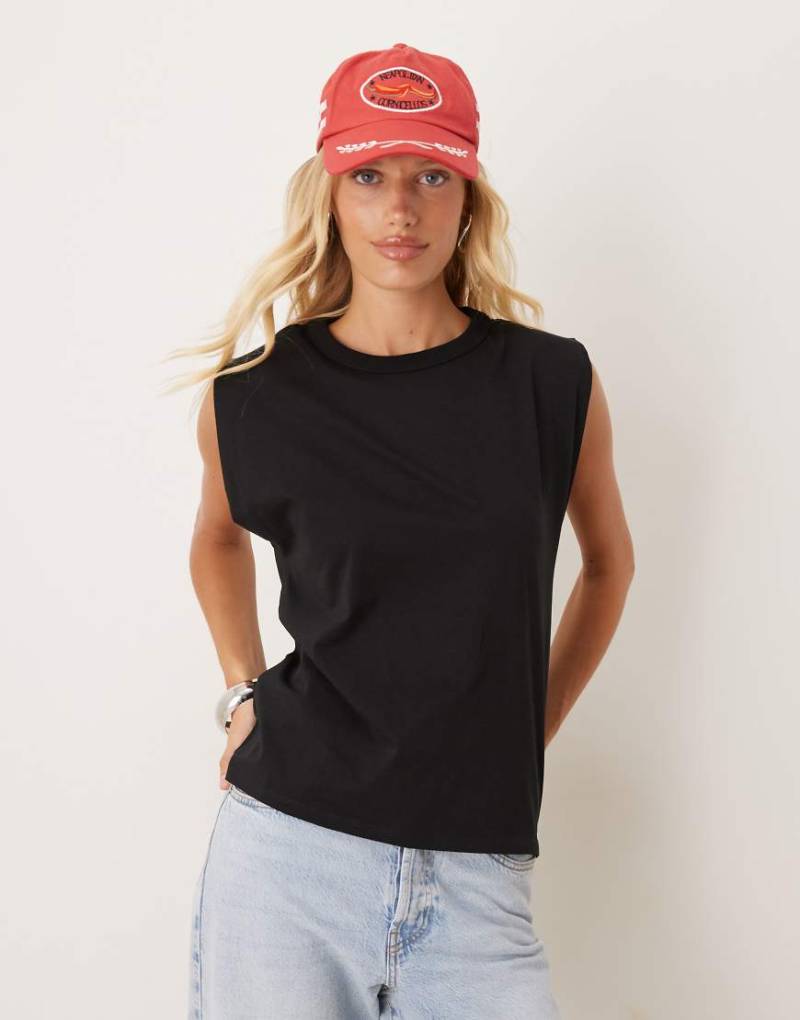 Mango - Ärmelloses T-Shirt aus Baumwolle in Schwarz von Mango