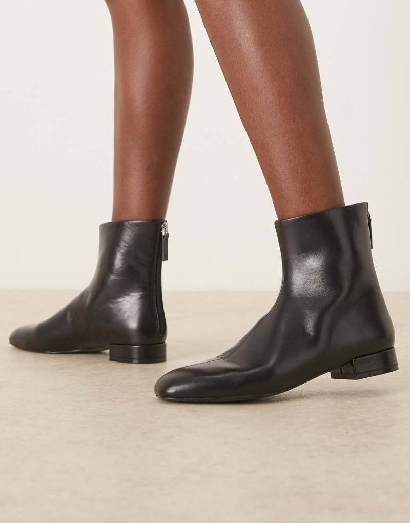 Mango - Ankle-Boots in Schwarz mit Reißverschlussdetail und Absatz Mango - Ankle-Boots in Schwarz mit Reißverschlussdetail und Absatz von Mango