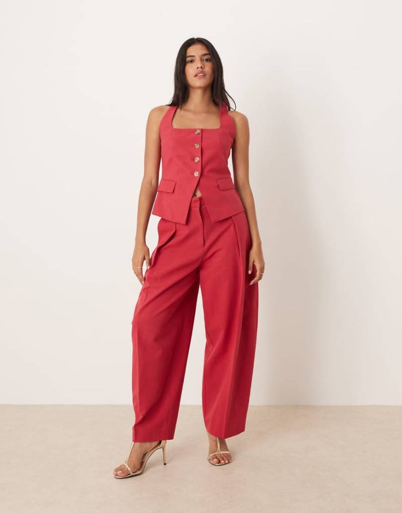 Mango - Barrel-Leg-Hose in Rot mit Cropped-Länge, Kombiteil von Mango