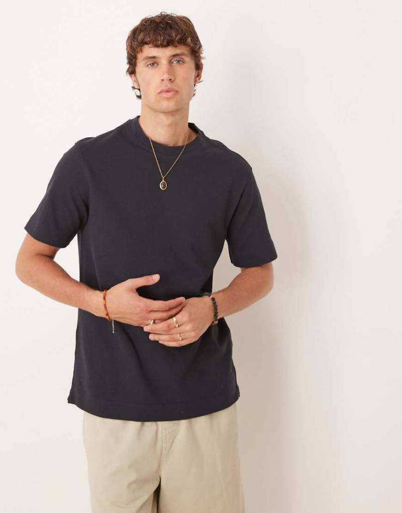 Mango - Baumwoll-T-Shirt in Marineblau mit Fischgrätmuster von Mango