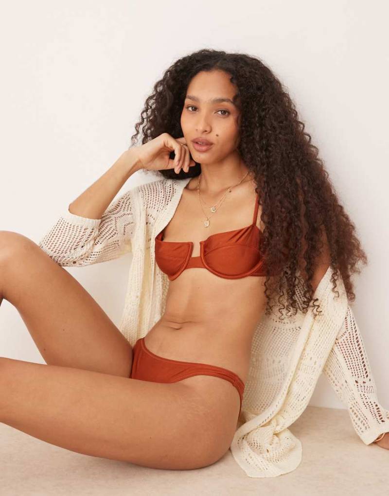 Mango - Bikinihose in Bronze mit hohem Bund-Braun von Mango