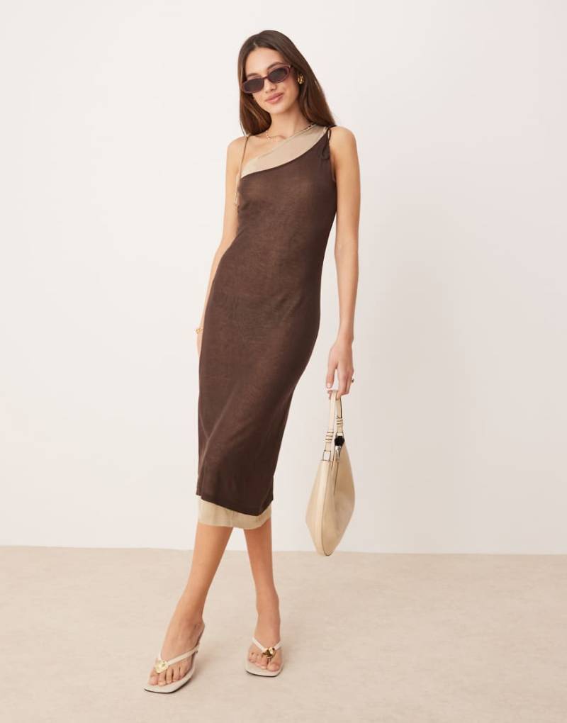 Mango - Capsule - Durchsichtiges Camisole-Kleid in Schokobraun mit 2-in-1-Design von Mango