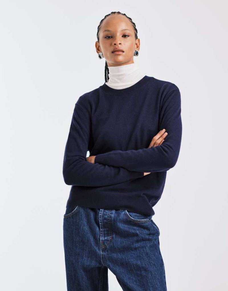 Mango - Capsule - Pullover aus 100% Wolle in Marineblau mit Rundhalsausschnitt von Mango