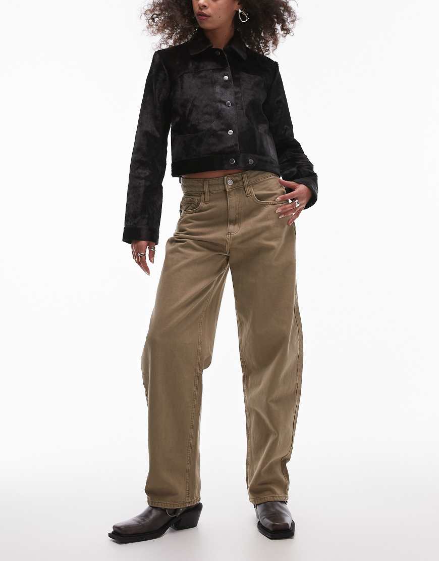 Mango - Bet - Barrel-Leg-Jeans in verwaschenem Vintage-Braun Mango - Bet - Barrel-Leg-Jeans in verwaschenem Vintage-Braun von Mango