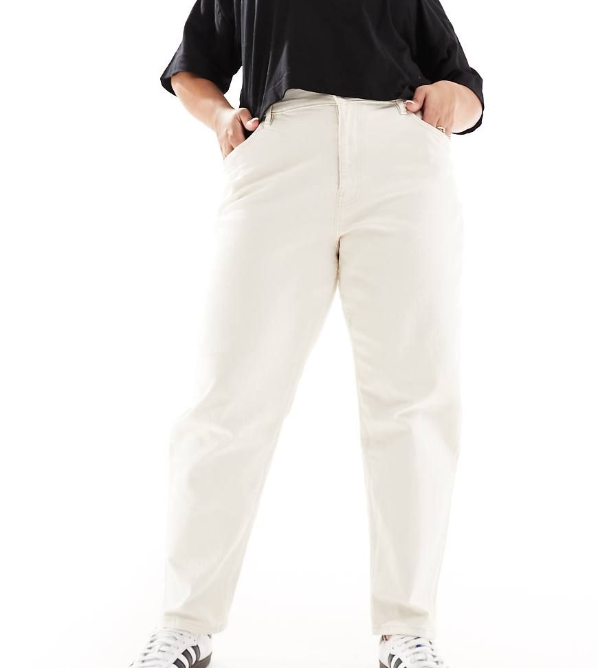Mango Curve - Gerade geschnittene Jeans in gebrochenem Weiß mit Kontrastnähten von Mango