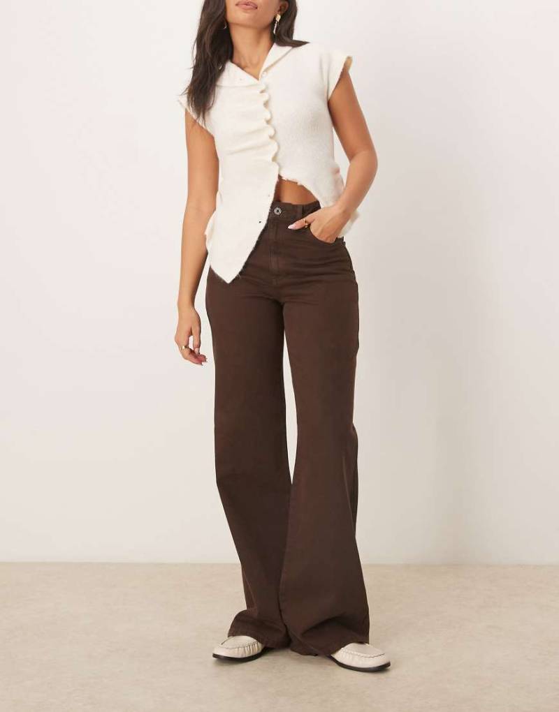 Mango - Danila - Jeans aus 100% Baumwolle in Braun mit weitem Bein-Brown von Mango