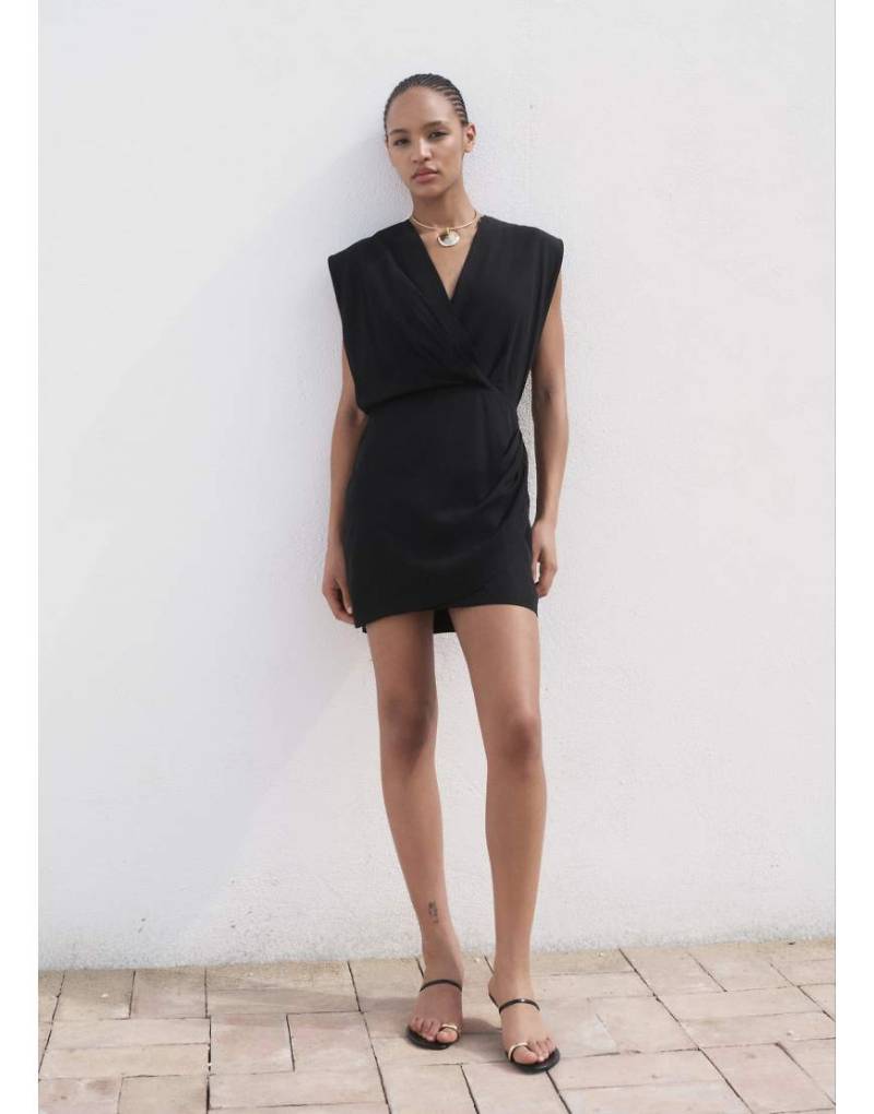 Mango - Drapiertes ärmelloses Minikleid mit V-Ausschnitt in Schwarz von Mango