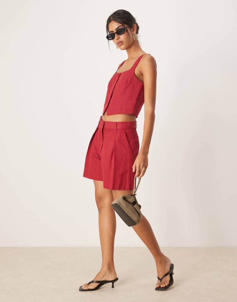 Mango - Elegante Leinenmix-Shorts in Rot mit Faltendetail vorne, Kombiteil von Mango