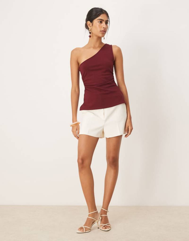 Mango - Elegante Shorts in Weiß mit Bügelfalte vorne von Mango
