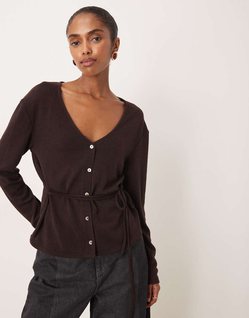 Mango - Feinstrick-Strickjacke in Schokobraun mit Bindegürtel-Brown von Mango