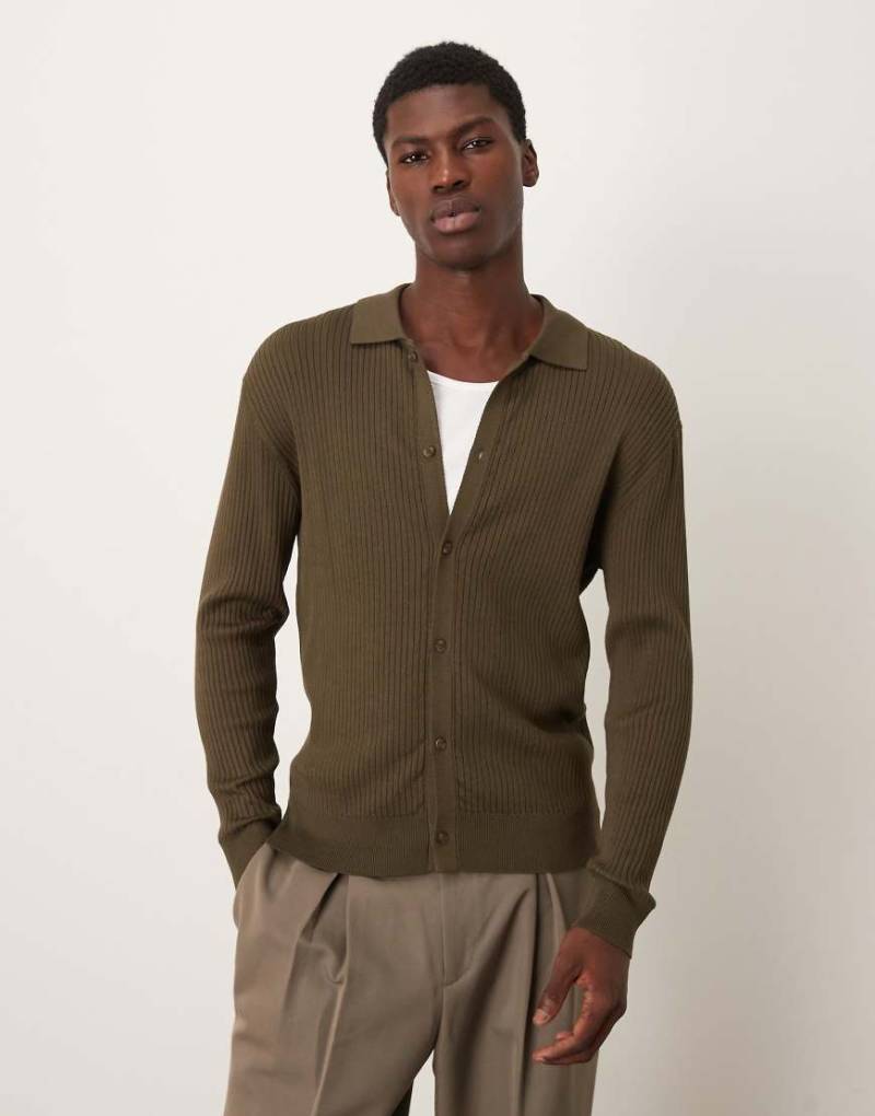 Mango - Gerippte Strickjacke in Khaki-Grün Mango - Gerippte Strickjacke in Khaki-Grün von Mango