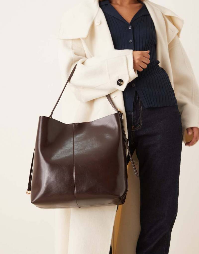 Mango - Große Schultertasche in Dunkelbraun-Brown von Mango