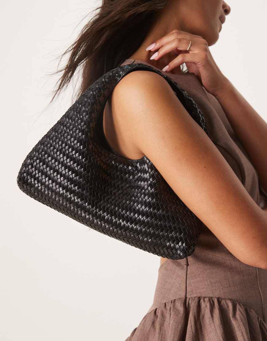 Mango - Handtasche aus Leder in Schwarz mit Webmuster Mango - Handtasche aus Leder in Schwarz mit Webmuster von Mango