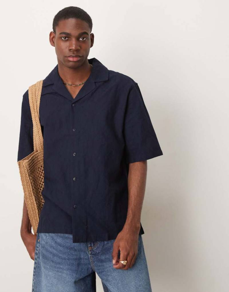 Mango - Hemd in Marineblau mit Reverskragen und normaler Passform von Mango