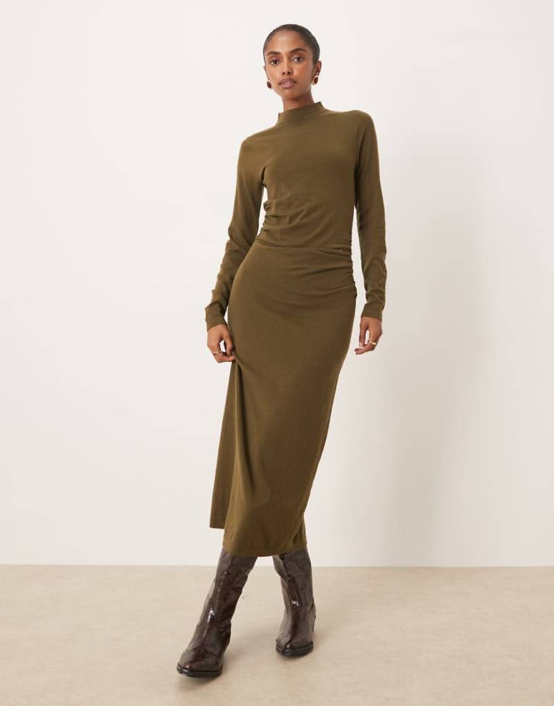 Mango - Hochgeschlossenes Maxikleid in Khaki mit geraffter Taille-Grün von Mango