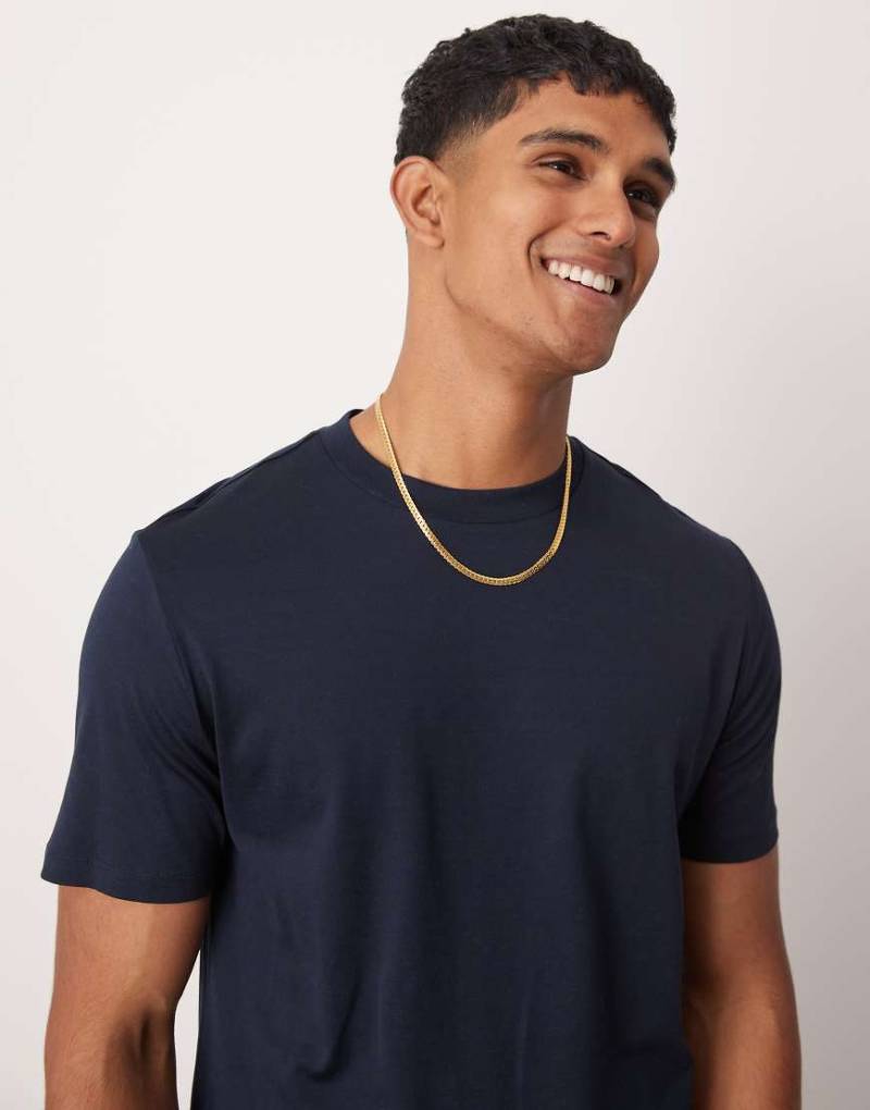 Mango - Hochwertiges T-Shirt in Marineblau von Mango