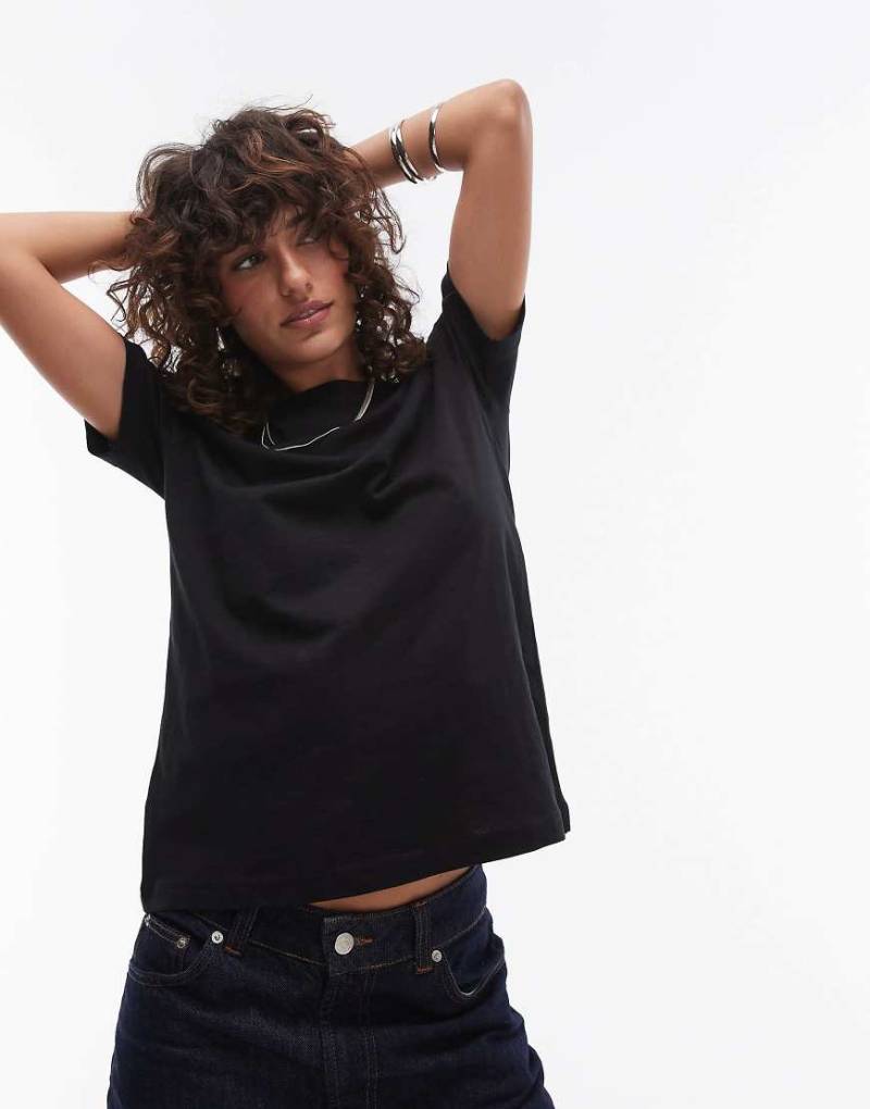 Mango - Hochwertiges T-Shirt in Schwarz von Mango