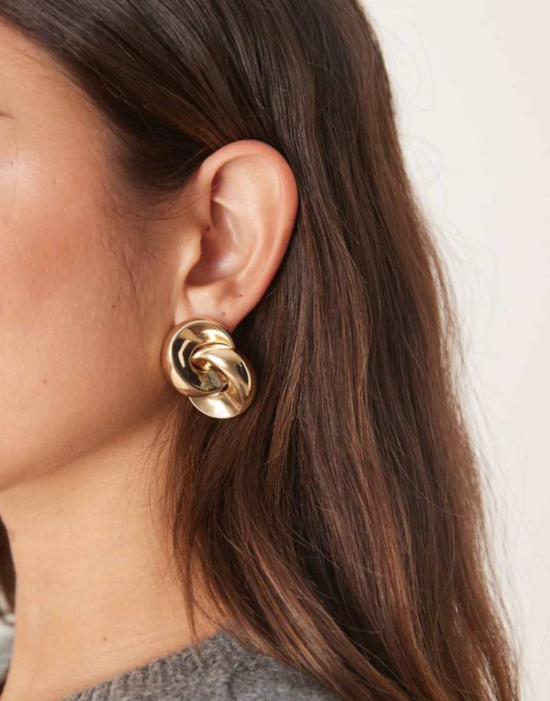 Mango - Ineinander verschlungene Ohrstecker in Gold-Optik-Goldfarben von Mango