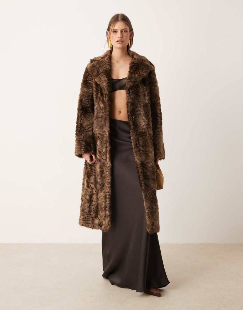 Mango - Jacke in Braun aus texturiertem Kunstpelz-Brown von Mango