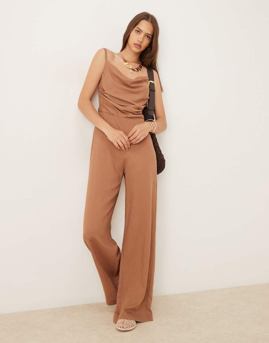 Mango - Jumpsuit in Rustic Brown mit drapiertem Oberteil und weitem Bein-Braun von Mango