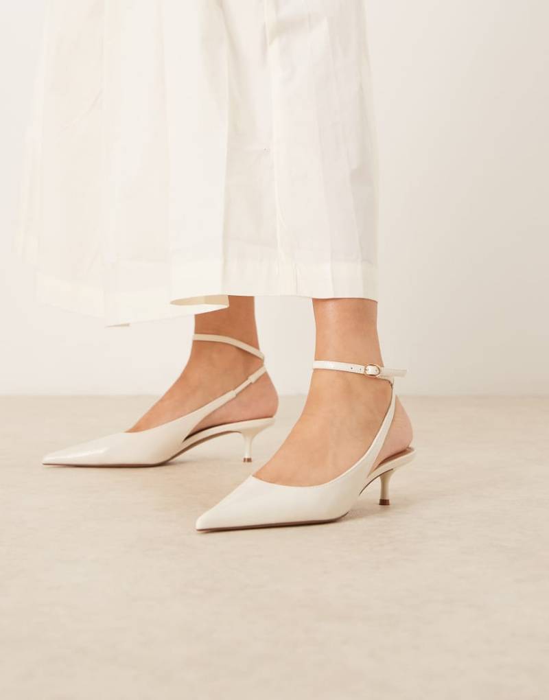 Mango - Klassische Schuhe mit Kitten-Absatz in Elfenbein und Knöchelriemchen-Weiß von Mango